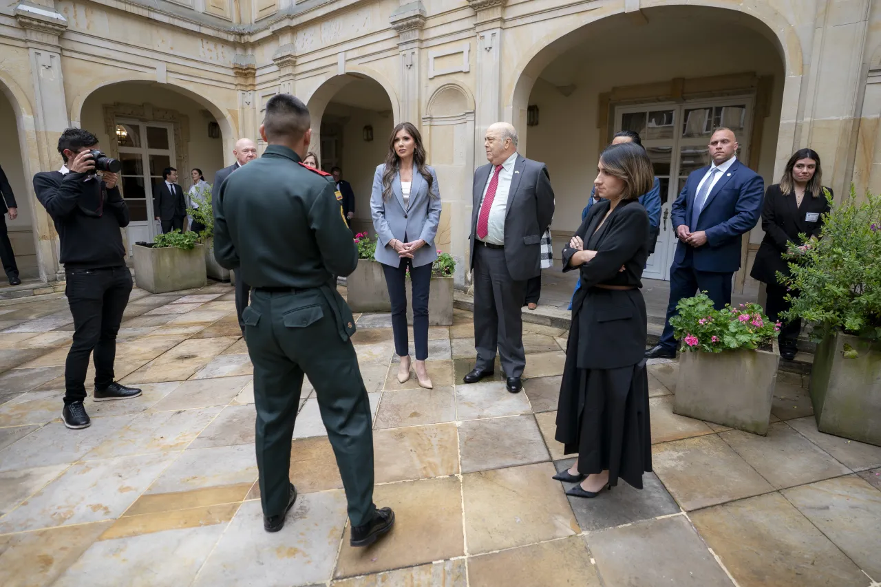 Image: DHS Secretary Kristi Noem Travels to Colombia (023)